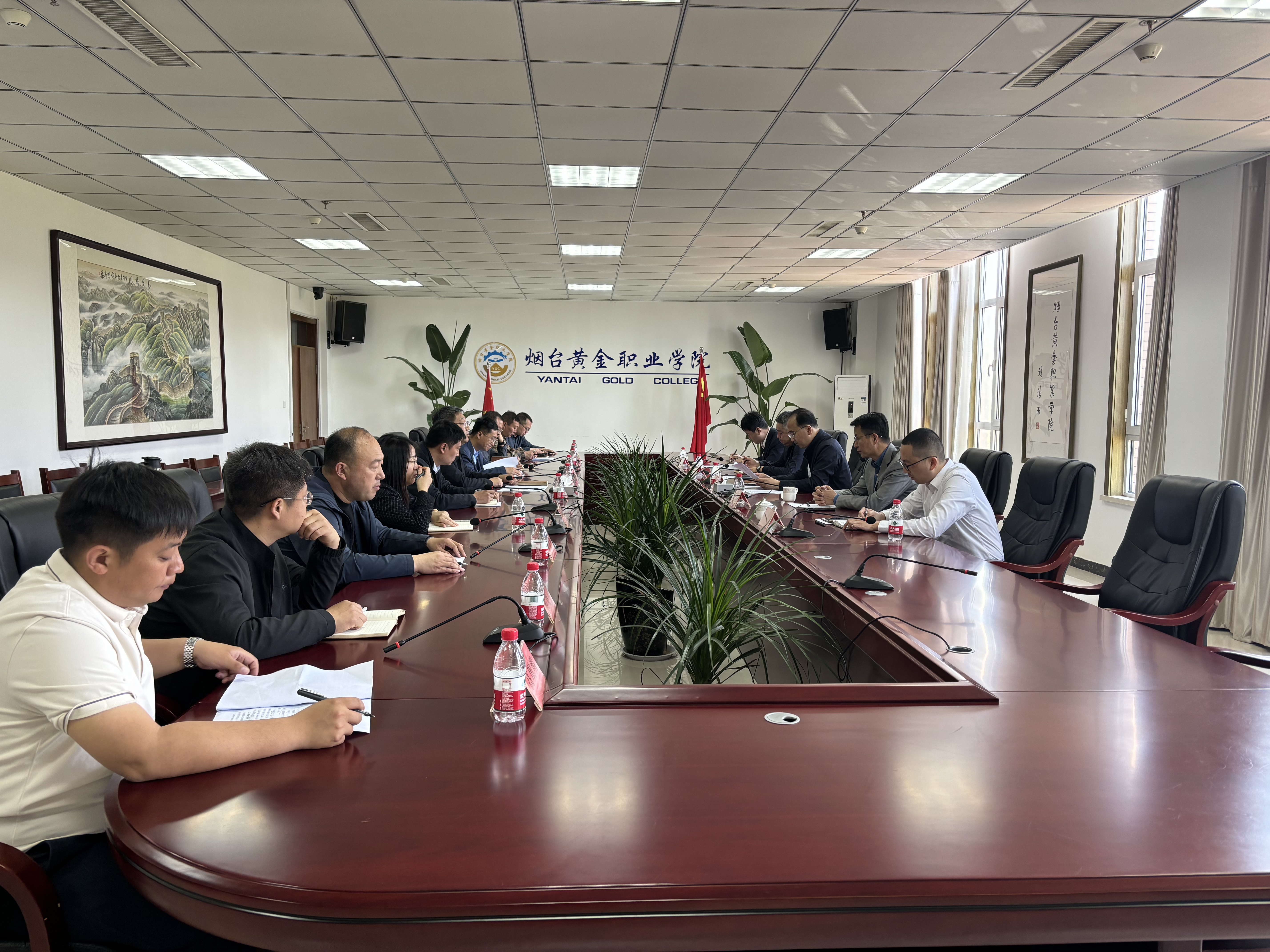 1714965738385050685.jpg 黄金学院.jpg