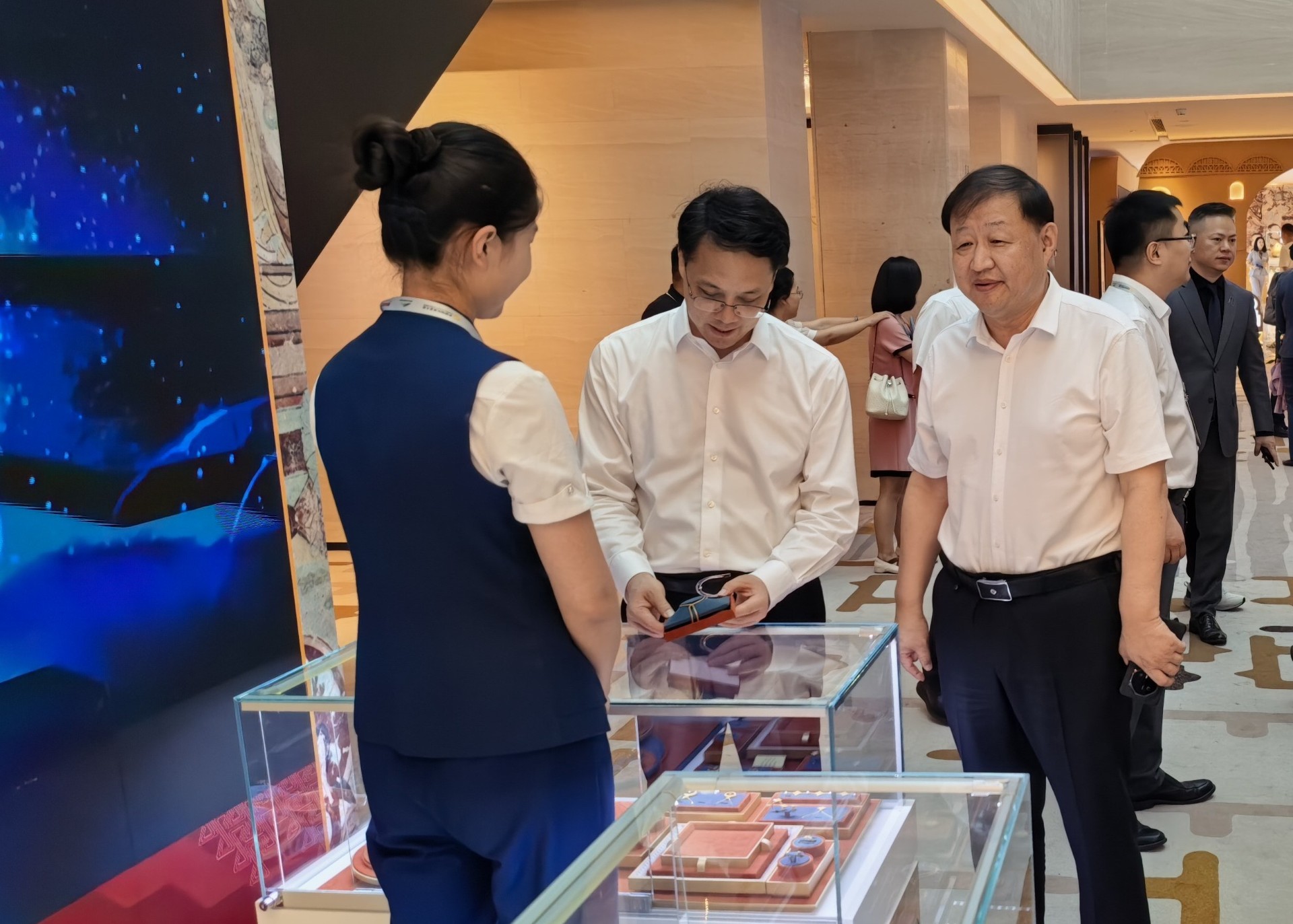 王乐译陪同辅导.jpg